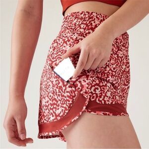 NWOT Athleta 3” High Rise Mesh Racer Run Burgundy‎ Leopard Shorts Size XXS